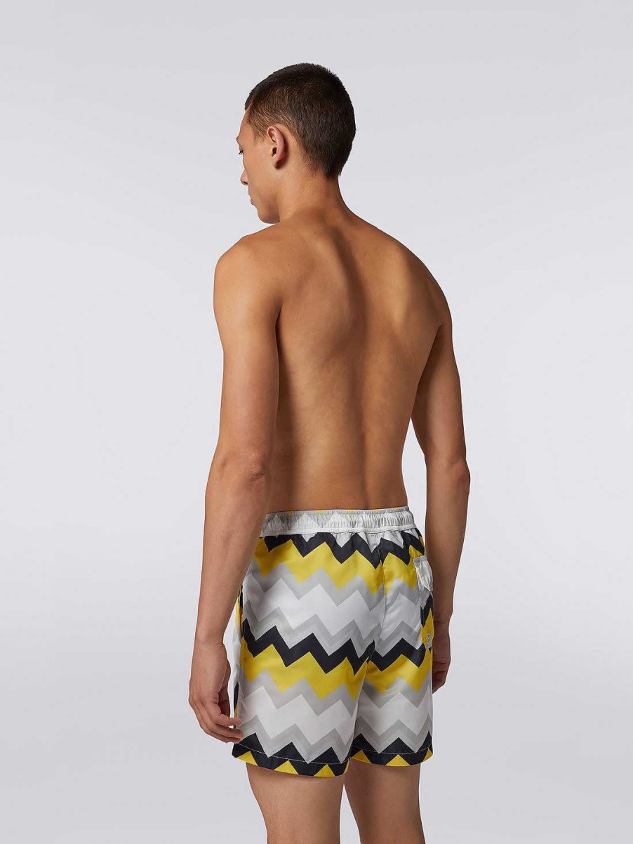 Uomini Missoni Costume Da Bagno | Boxer Da Bagno In Misto Nylon Con Grande Stampa A Zigzag Bianco, Giallo E Grigio